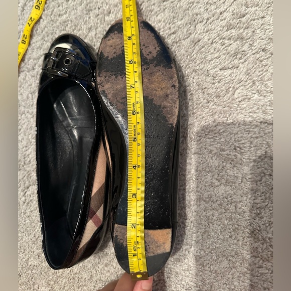 Burberry Black/Beige Nova Check Patent Leather Buckle Ballet Flats - Size 38 - Picture 9 of 9